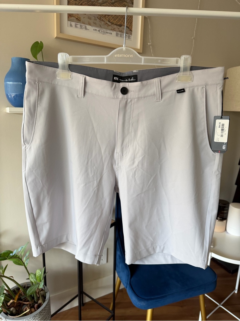 Travis Mathew Starnes Light Gray Men's Flat Front Chino Performance Golf Shorts